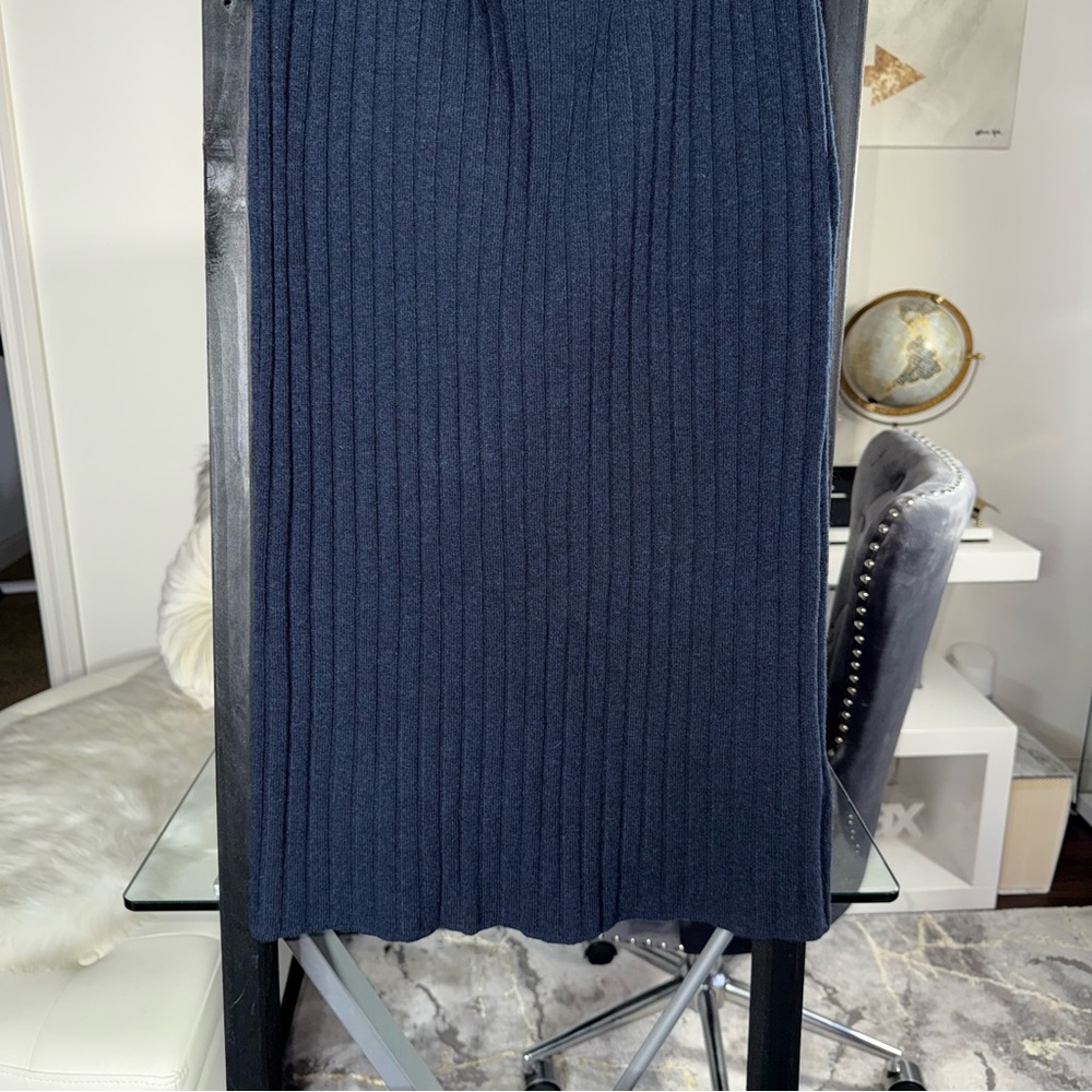Club Monaco Navy Ribbed Knit Wool Midi Skirt Italian Yarn Womens Small New $150 - Picture 4 of 11